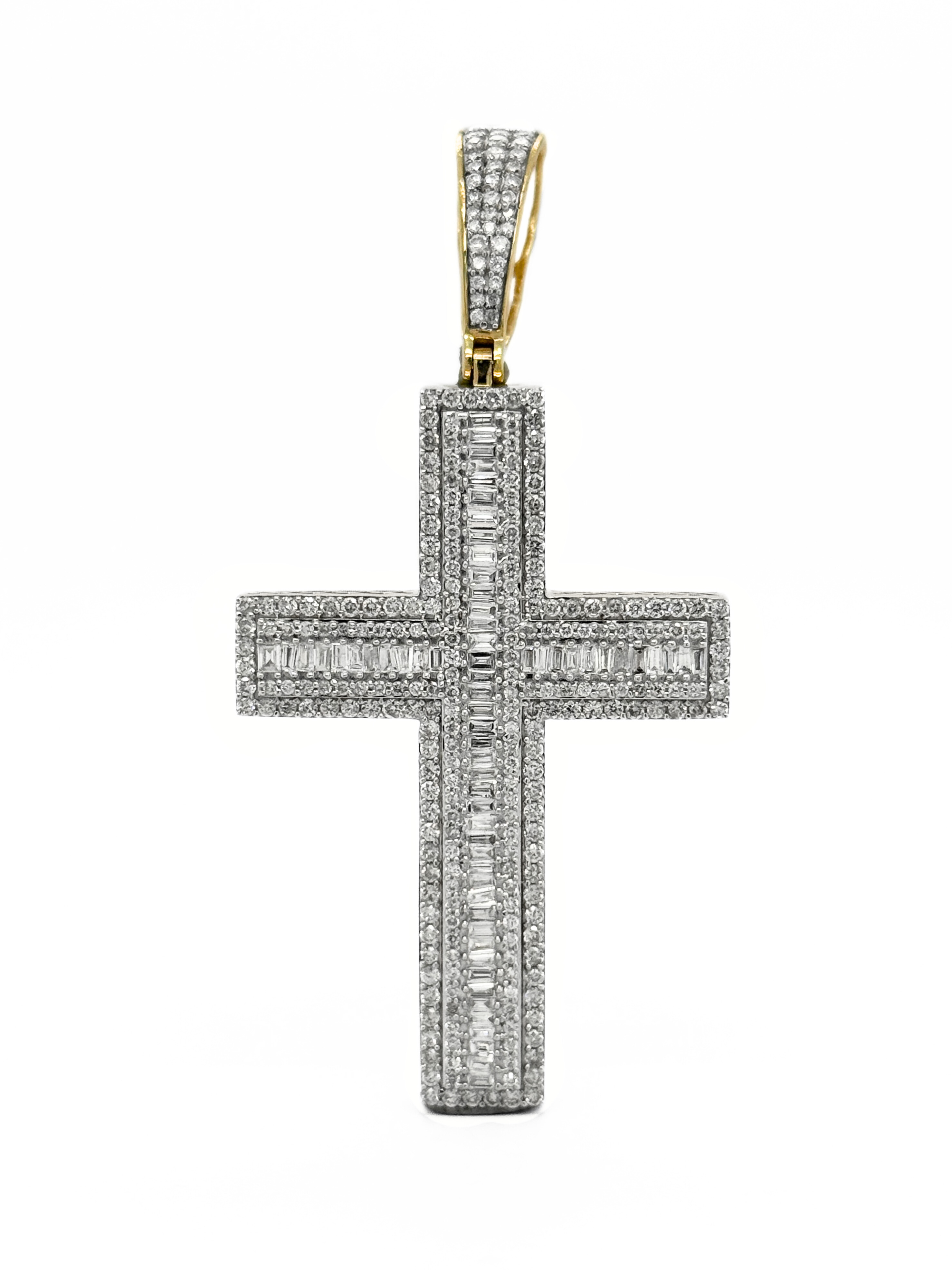 DIAMOND CROSS PENDANT-CMPBR679